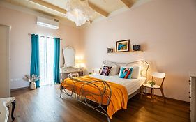 Sunny Lodging